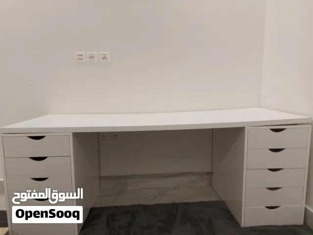 طاولة قيمينج تفصيل جديدة يوجد حبتين تفصيل نوع خشب قوي جدا