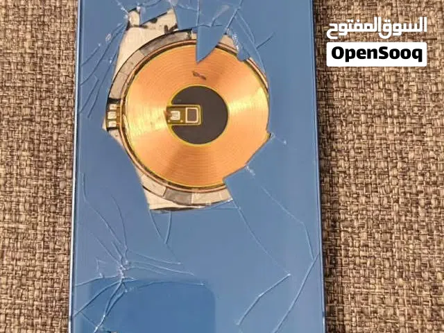 Apple iPhone 13 256 GB in Amman