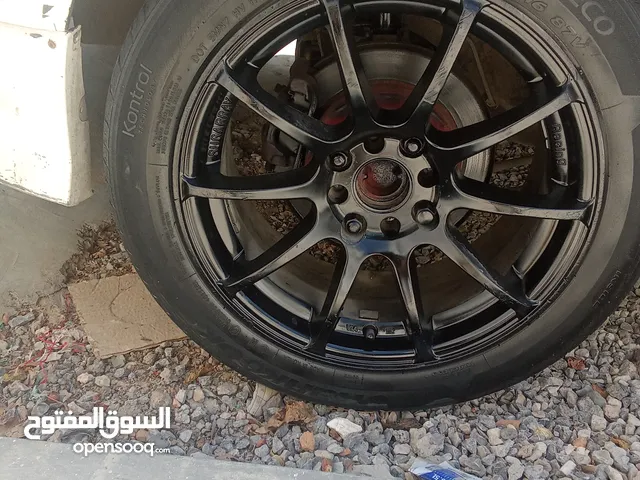 ديسكوات 16 للبيع بالقومات