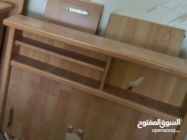 تخت نظام مكتبة لون عسلي