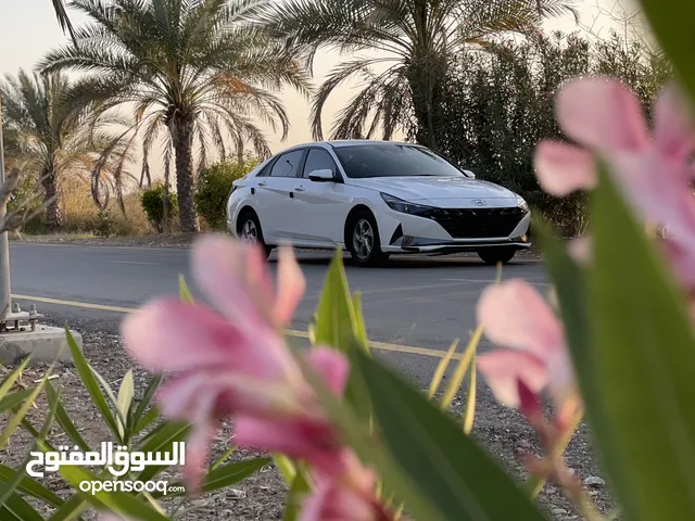 النترا بحالة وكالة يعني كلين تايتل وارد كوريا افخم مواصفات ومطابقة للخليجي المشتري هو المالك الاول