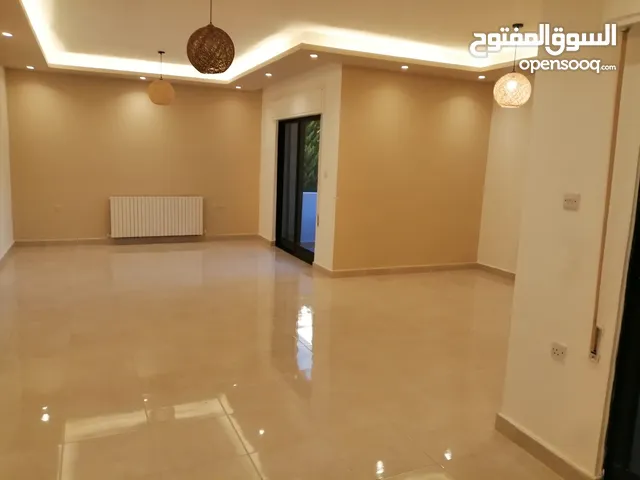 225 m2 3 Bedrooms Apartments for Sale in Amman Tla' Ali