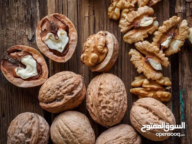 جوز الإيراني