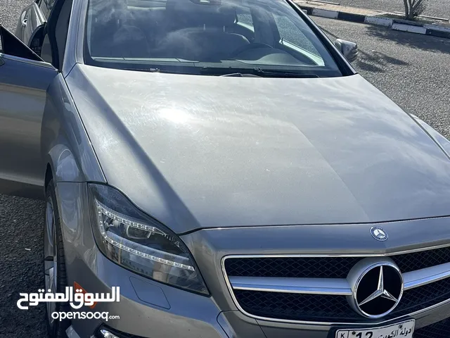 Mercedes Benz CLS-Class CLS 550 in Kuwait City