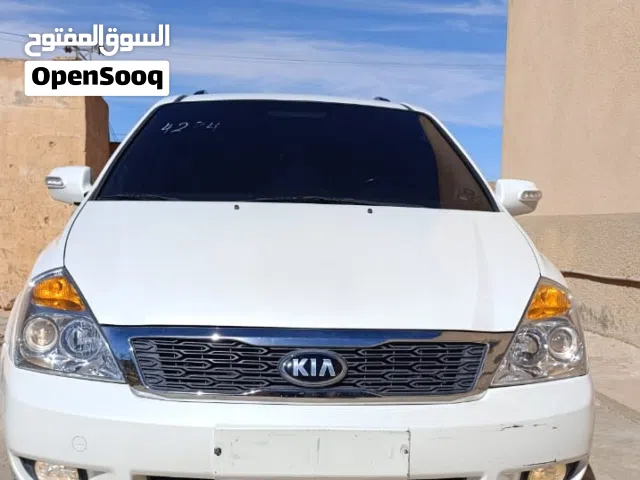 2008 كيا كرنفال EX