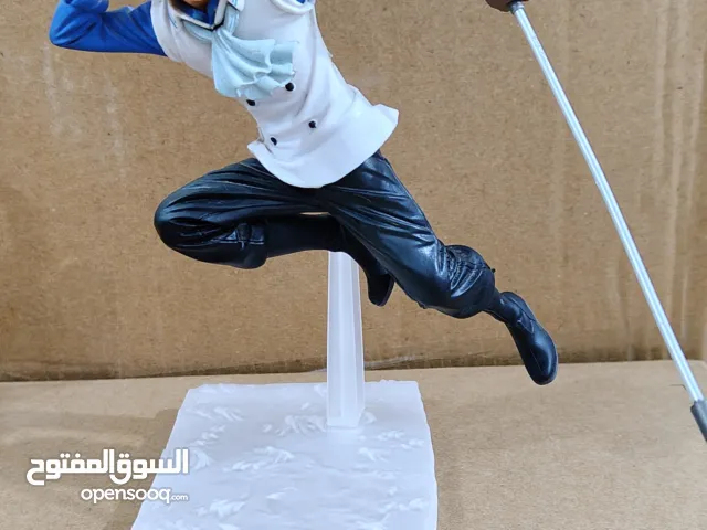 3 مجسمات وشخصيات انمي