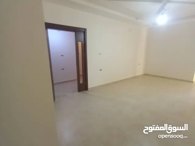 شقة جديدة  للبيع طرابلس الفرناج طريق الشوك
