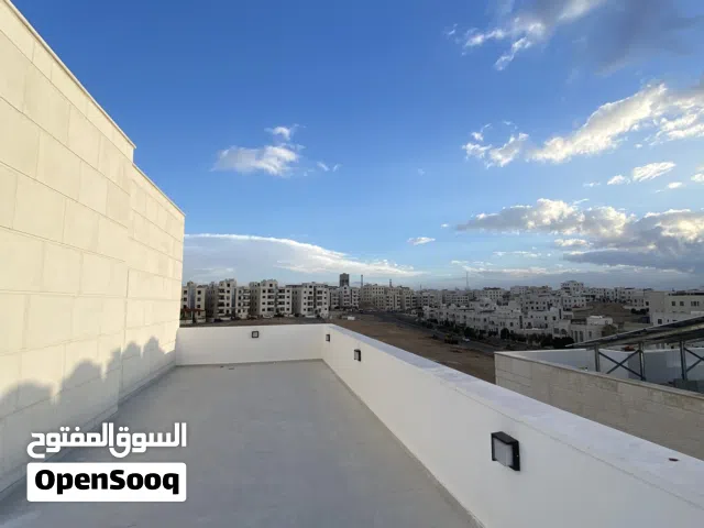 200 m2 4 Bedrooms Apartments for Sale in Zarqa Madinet El Sharq