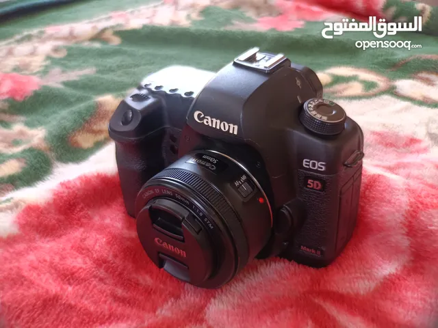 للبيع كاميرا كانون 5D Mark ii شبه جديدة "تم تخفيض السعر"