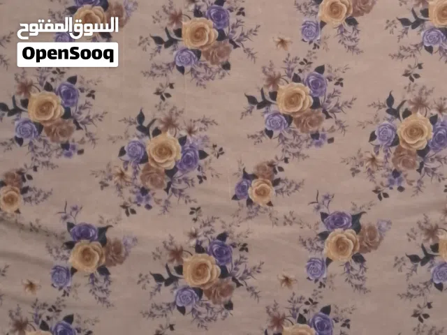 فرشة اسفنج ضغط طول 200 عرض 140 ارتفاع 20 للبيع جديد