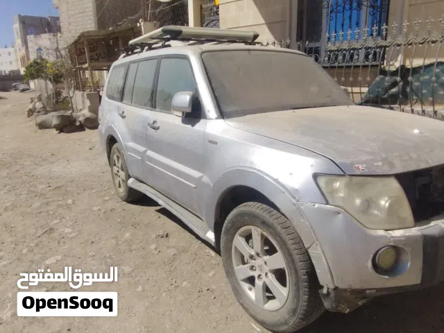 من معه مكينة متسبيشي باجيرو موديل 2008 محرك 3800 او نص مكينة  يتواصل معي