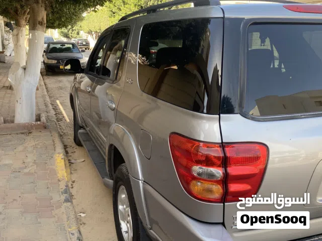 تويوتا سيكويا 2004