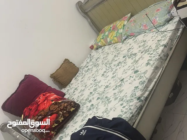 بيع سرير مستعمل