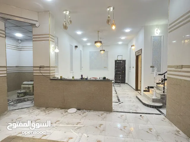 بيت جديد طابقين مقابل مضيف الامام الحسن ،الصالحيه