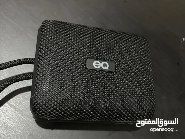 Amazing EQ-E1 portable bluetooth speaker in Great condition