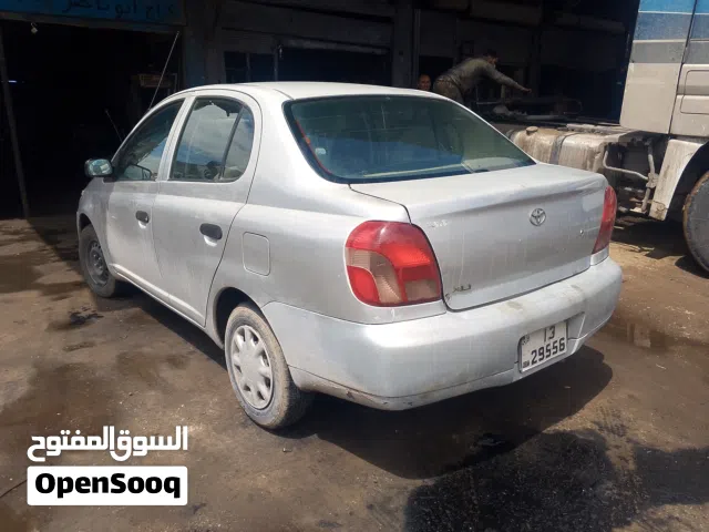 2001 تويوتا اكو Base