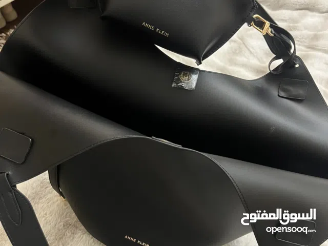 Hand Bags Black for sale  in Alexandria