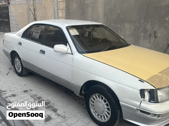 1994 تويوتا كراون Crown