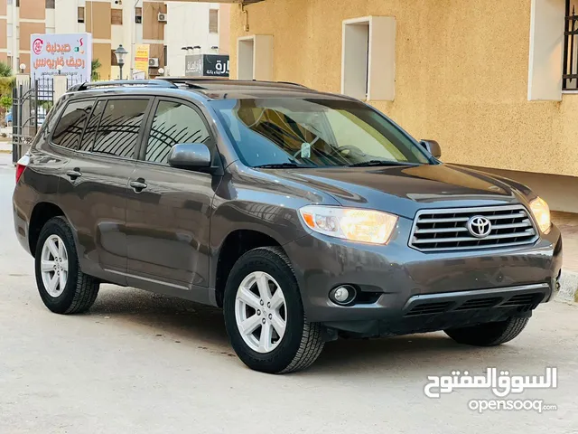 New Toyota Highlander in Benghazi