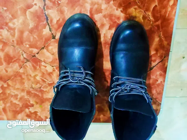 هاف بوت رجالي أسود