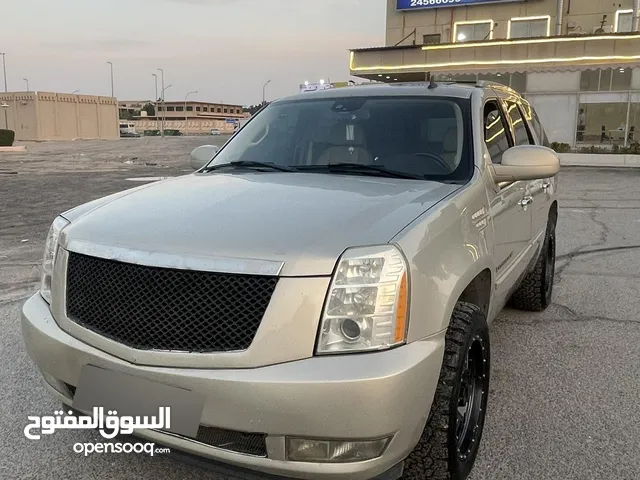 Used Cadillac Escalade in Al Jahra