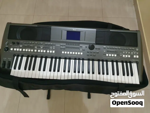 YAMAHA PSR S670 61KEYS DIGITAL KEYBOARD-BLACK WITH ALL ACCESSORIES