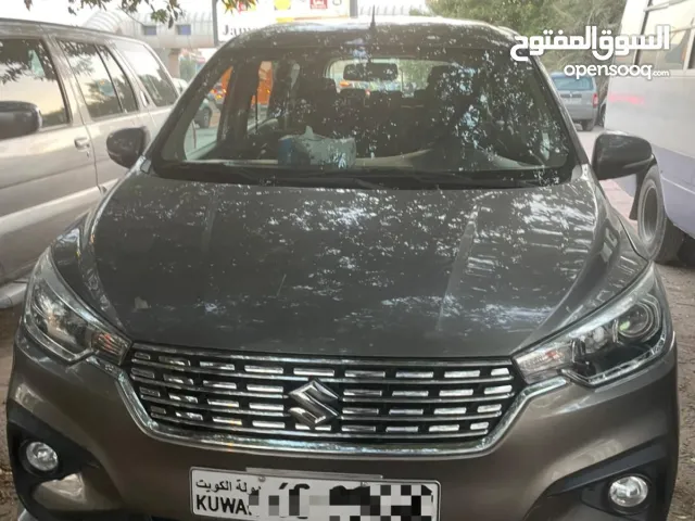 للبيع كاش او اقساط سوزوكي ارتيجا موديل 2022 - عداد 76 الف 1500 سي سي 7 راكب تشغيل بصمة