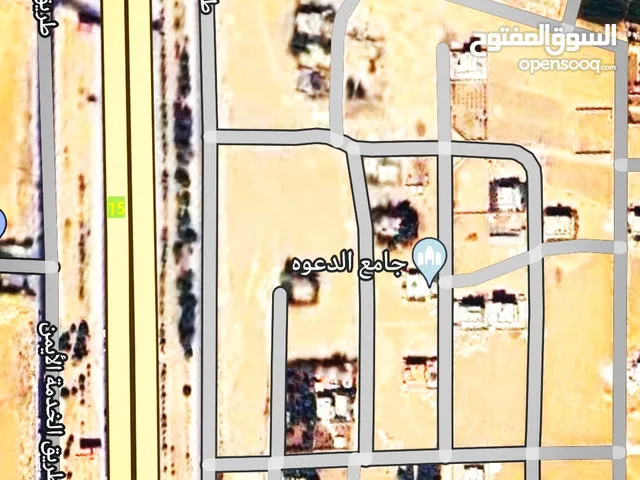 من #المالك مباشره تملك الفرصة بشراء ارض على طريق المطار تبعد عن شارع الخدمه 100 متر قرب فلل فخمه