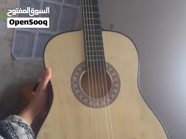 جيتار كلاسيك للبيع