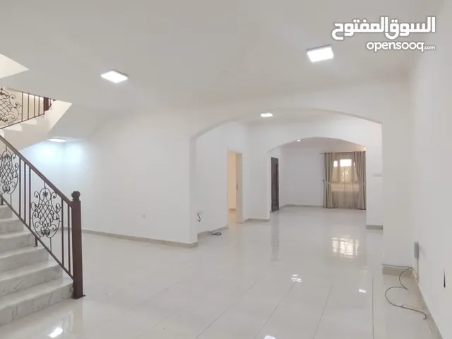 For Rent 6Bhk Villa In Al Azaiba Behind Al Fair Market   للإيجار فيلا 6 غرف نوم في العذيبة