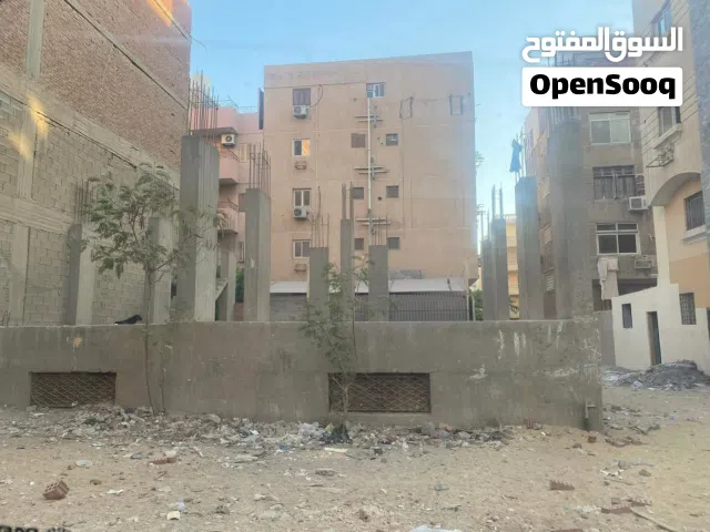 ارض للبيع ب 6 اكتوبر الحي التاني سكني و معاها رخصه ممكن تتجدد