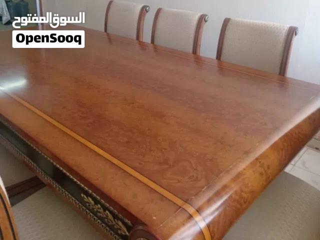 سفرة طعام 7 كراسي شبه جديده حاله ممتازه