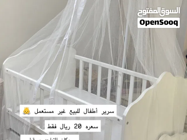 سرير أطفال