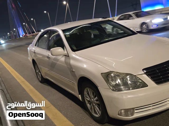 Used Toyota Crown in Basra