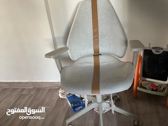 كرسي مريح للكمبيوتر/مكتب/جيمنج كرسي جيمنج مريح وفاخر - تصميم أنيق وجودة عالية!