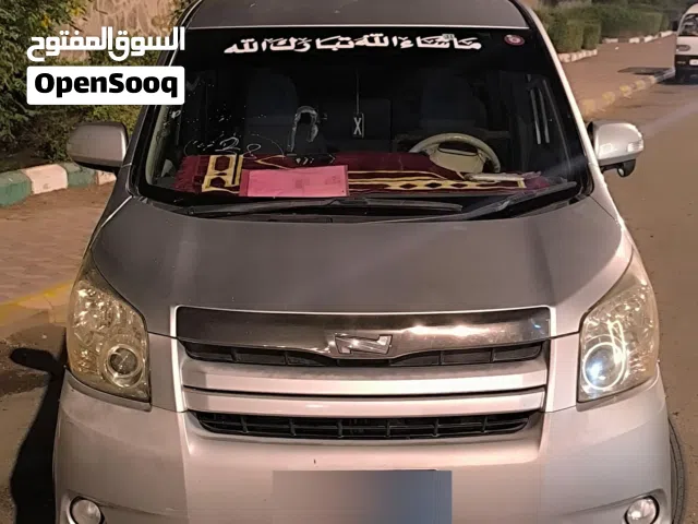2009 تويوتا فوكسي Voxy S-Z
