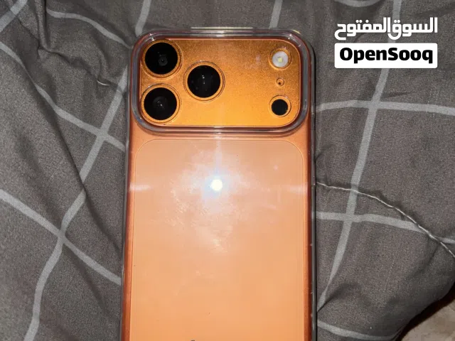 هاتف شبيه ال iPhone 17