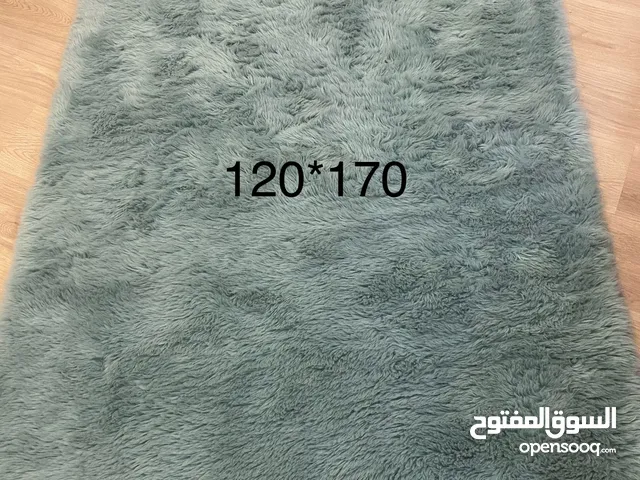 سجاده 120* 170 نضيفه  عدد 2 لحاف سايز 140*200 12 bd each