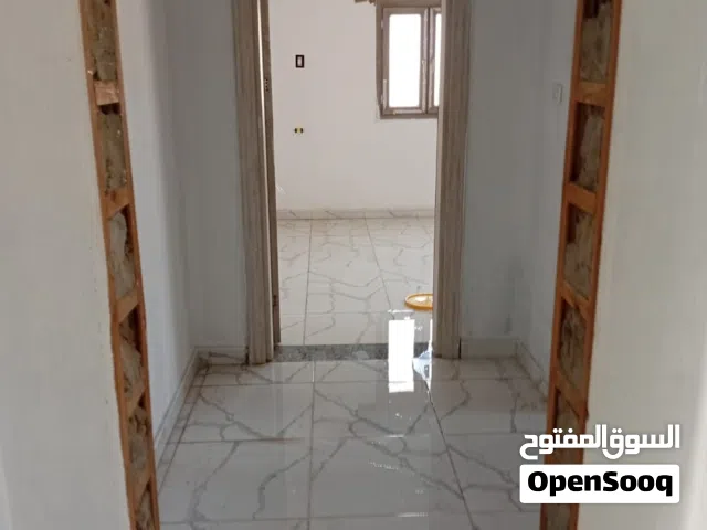 1 m2 5 Bedrooms Townhouse for Rent in Tripoli Abu Saleem
