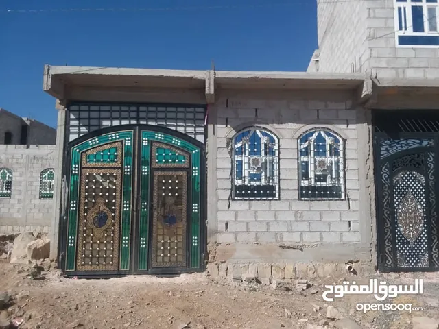 2 m2 More than 6 bedrooms Townhouse for Sale in Sana'a Other