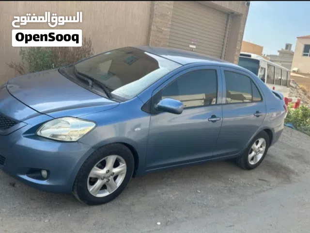 2009 تويوتا يارس Basic