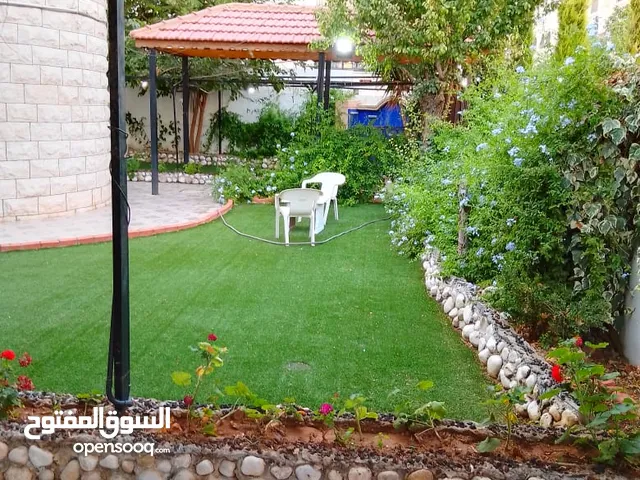 800 m2 5 Bedrooms Villa for Sale in Amman Jubaiha