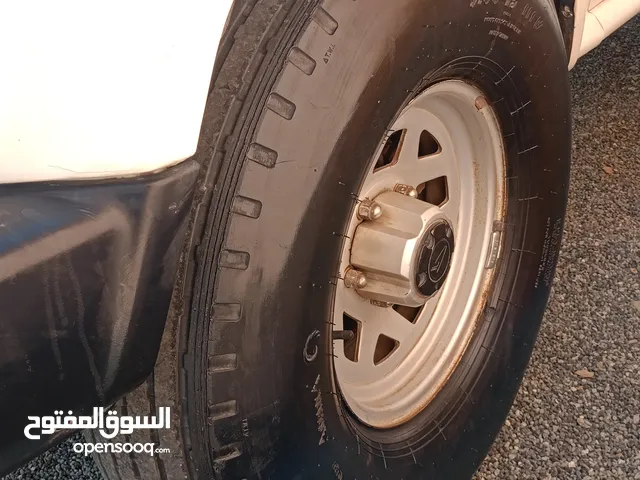 للبيع تواير 900 رنج 15