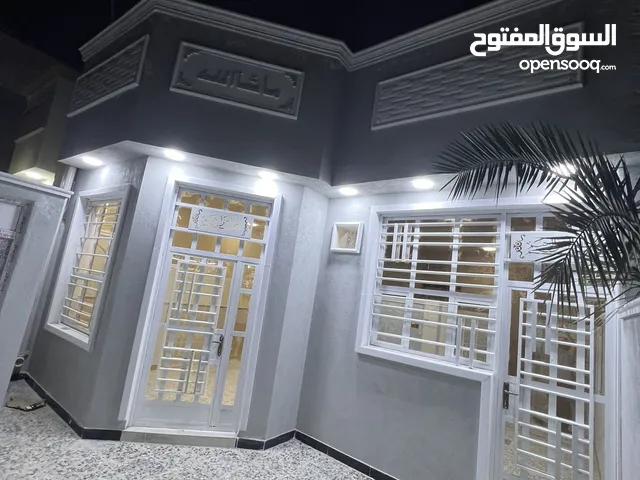 155 m2 2 Bedrooms Townhouse for Sale in Basra Muhandiseen