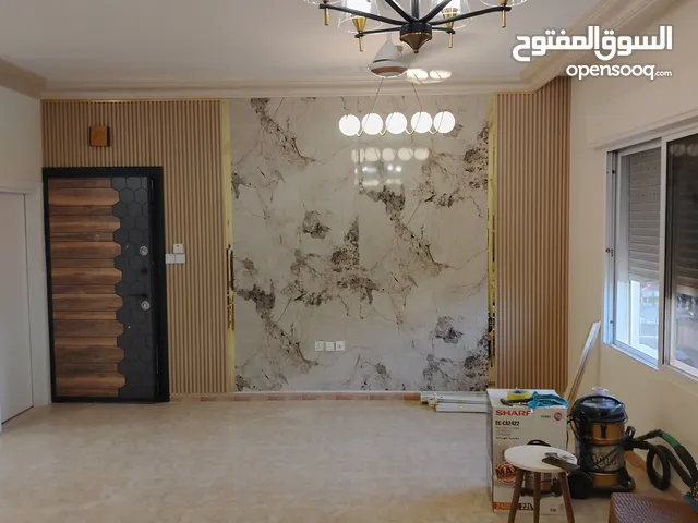 كافة أعمال الدهان والديكور وتركيب بديل الخشب والرخام وعزل الأسطح ومعالجة الرطوبة