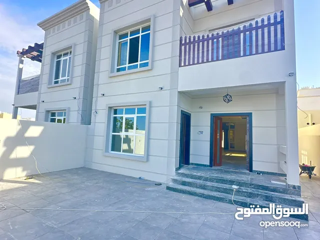 328 m2 4 Bedrooms Villa for Sale in Muscat Al Maabilah