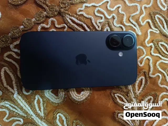 ايفون 16 عادي لون اسود بطاريه 92