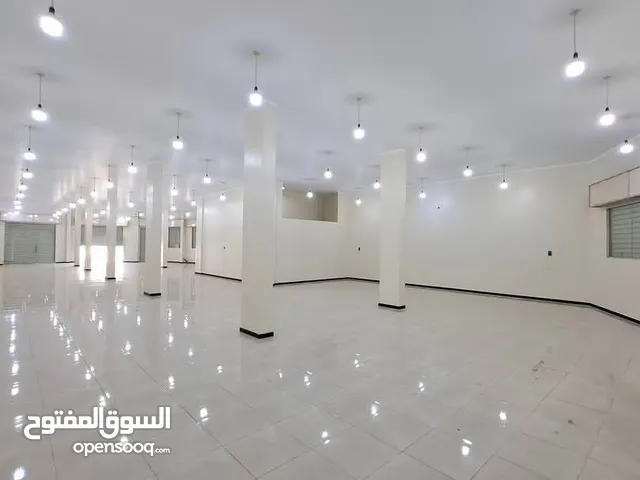 مبني تجاري البيع