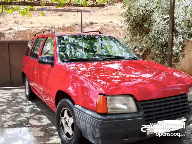 Used Opel Astra in Amman
