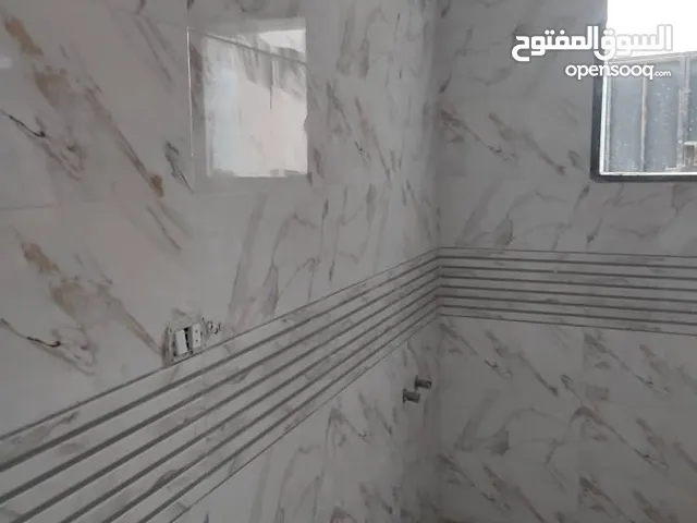 300 m2 5 Bedrooms Townhouse for Sale in Tripoli Al-Sabaa